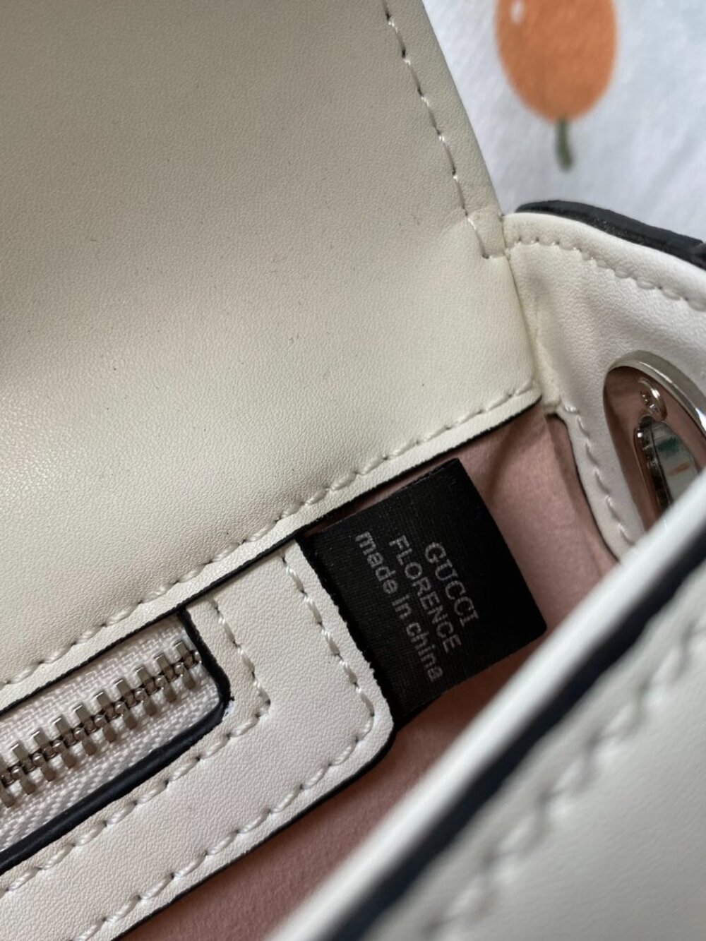 Gucci Petite Gg Small Handbag - Picture 14 of 14